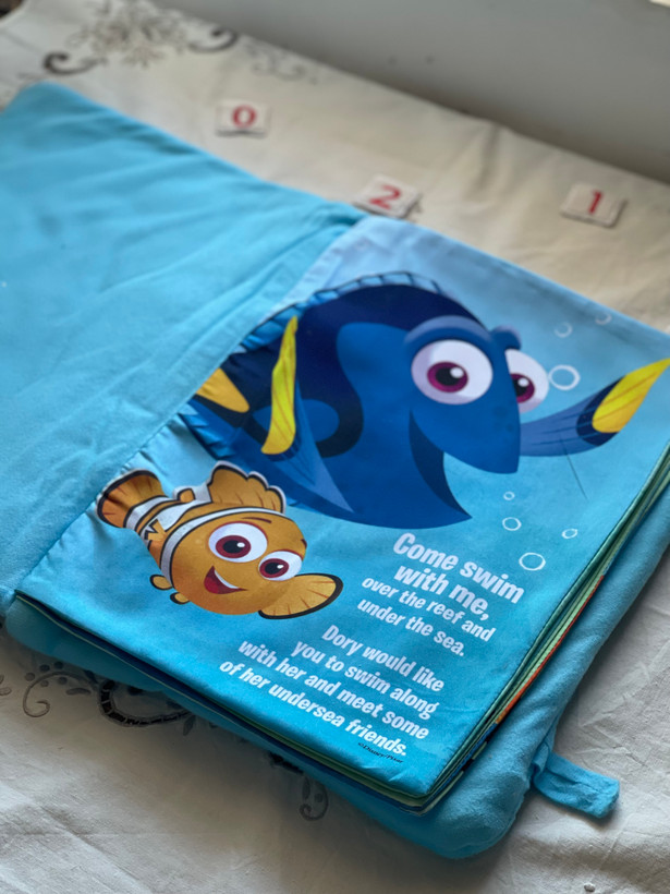 کتاب پارچه ای