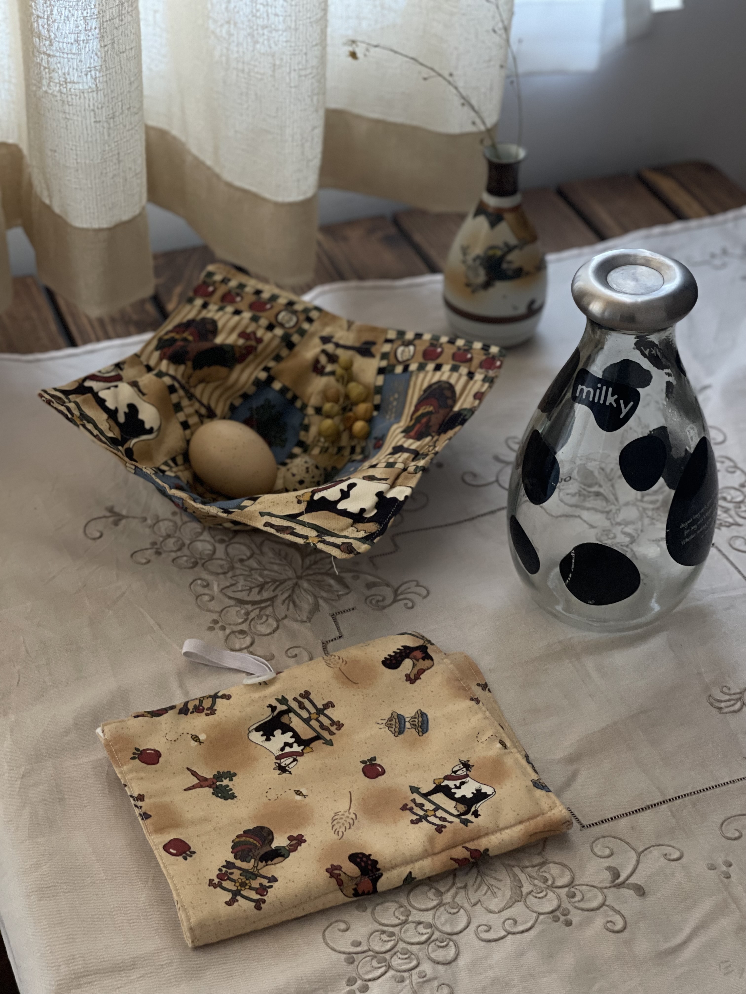 کاورکاسه/ جای تنقلات